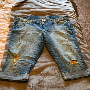 Cropped denim
